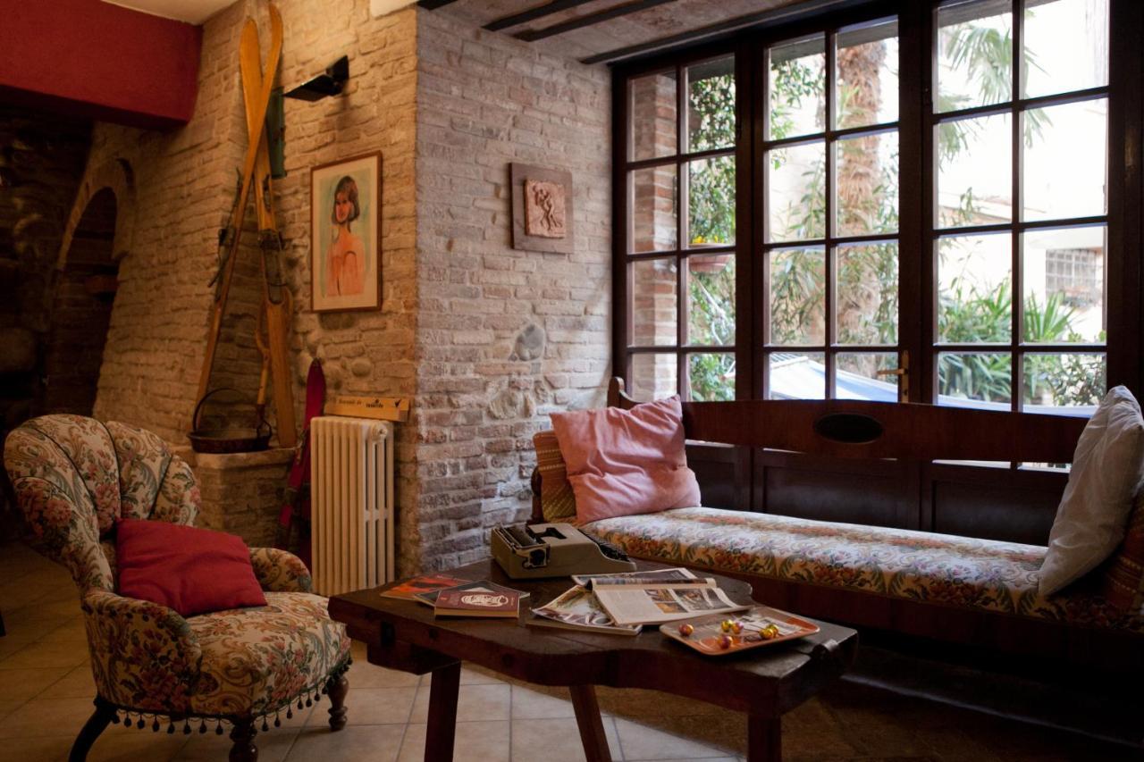 Relais B&B Corte Dei Turchi Longiano Exterior foto